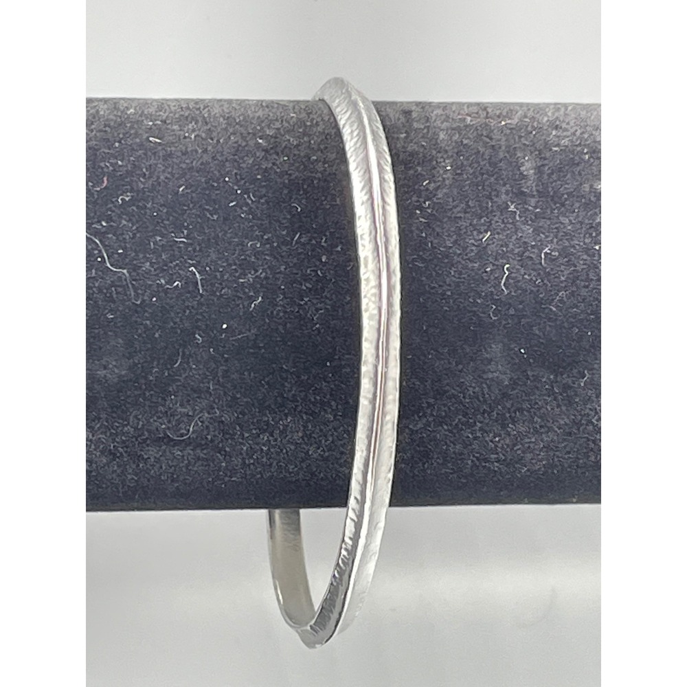 Chicos Silver Tone Hammered Texture Slim Bangle Bracelet Stacking Minimalist